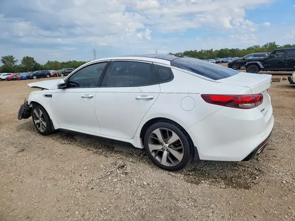 5XXGW4L24GG001260 — 2016 Kia Optima, фото 2 с аукциона Copart, Передняя часть