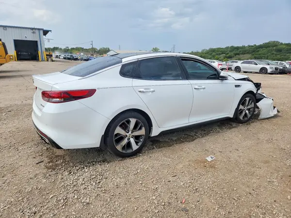 5XXGW4L24GG001260 — 2016 Kia Optima, фото 3 с аукциона Copart, Передняя часть