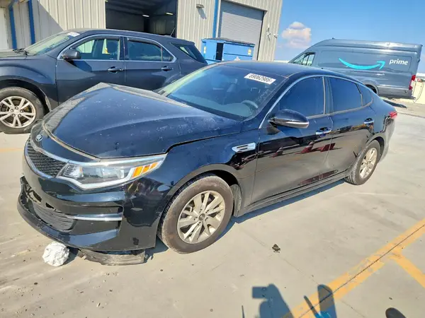 5XXGT4L33GG025230 — 2016 Kia Optima, Передняя часть (Front End), фото до ремонта