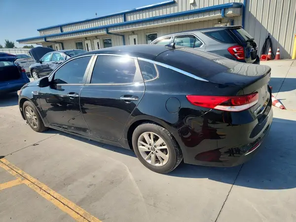 5XXGT4L33GG025230 — 2016 Kia Optima, фото 2 с аукциона Copart 08.10.2026, Передняя часть