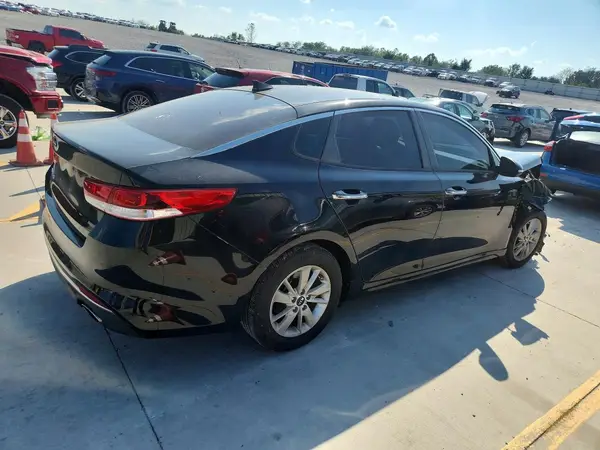 5XXGT4L33GG025230 — 2016 Kia Optima, фото 3 с аукциона Copart 08.10.2026, Передняя часть