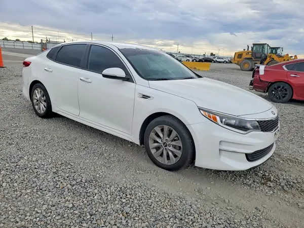 5XXGT4L3XGG017416 — 2016 Kia Optima, фото 4 с аукциона Copart 08.10.2026, Мелкие вмятины и царапины