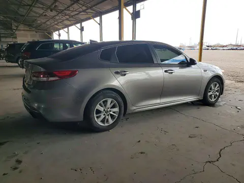 2016 KIA Optima VIN 5XXGT4L39GG038824 фото 3
