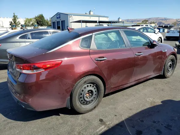 5XXGT4L33GG015877 — 2016 Kia Optima, фото 3 с аукциона Copart, Механические повреждения