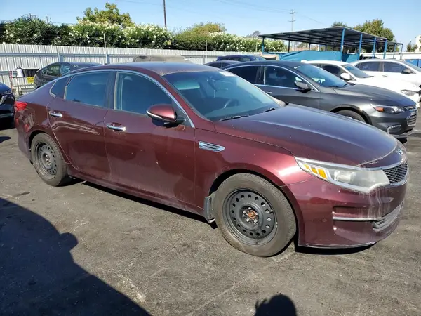 5XXGT4L33GG015877 — 2016 Kia Optima, фото 4 с аукциона Copart, Механические повреждения