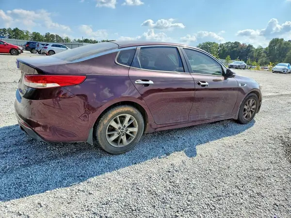 5XXGT4L13GG107389 — 2016 Kia Optima, фото 3 с аукциона Copart 12.10.2026, Механические повреждения