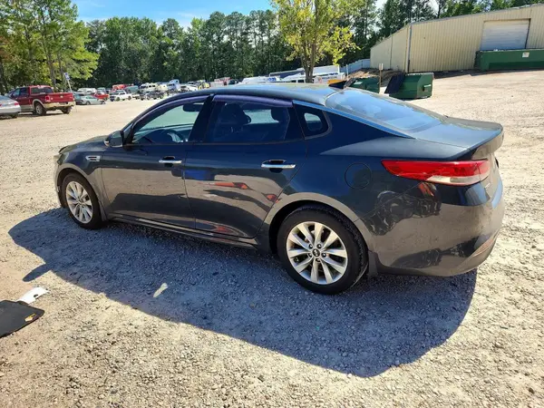 5XXGU4L3XGG109817 — 2016 Kia Optima, фото 2 с аукциона Copart, Мелкие вмятины и царапины
