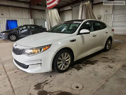 5XXGU4L36GG102542 — 2016 Kia Optima, Задняя часть, фото до ремонта
