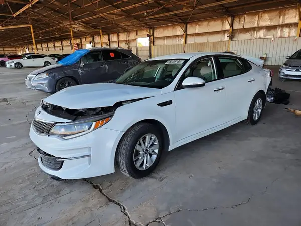 KNAGT4L30H5133582 — 2017 Kia Optima, Передняя часть (Front End), фото до ремонта