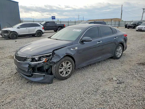 5XXGT4L37HG144819 — 2017 Kia Optima, Передняя часть (Front End), фото до ремонта