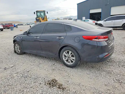 2017 KIA Optima VIN 5XXGT4L37HG144819 фото 2