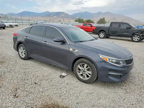 2017 KIA Optima VIN 5XXGT4L37HG144819 фото 4