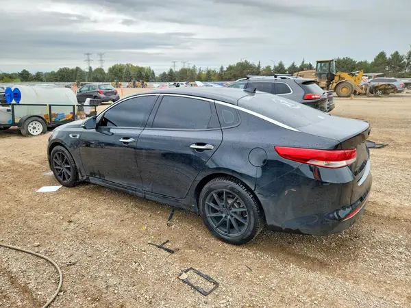 5XXGU4L3XHG134783 — 2017 Kia Optima, фото 2 с аукциона Copart, Боковая часть