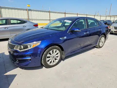 5XXGU4L35HG168128 — 2017 Kia Optima, Задняя часть (Rear End), фото до ремонта