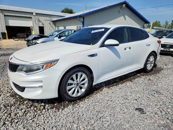 5XXGT4L37HG139636 — 2017 Kia Optima, Боковая часть (Side), фото до ремонта