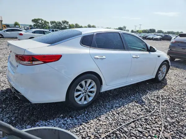 5XXGT4L37HG139636 — 2017 Kia Optima, фото 3 с аукциона Copart 12.10.2026, Боковая часть