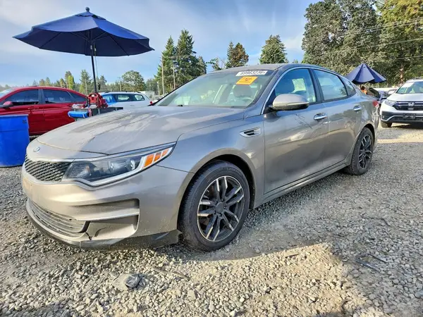 5XXGT4L35HG161277 — 2017 Kia Optima, Задняя часть (Rear End), фото до ремонта