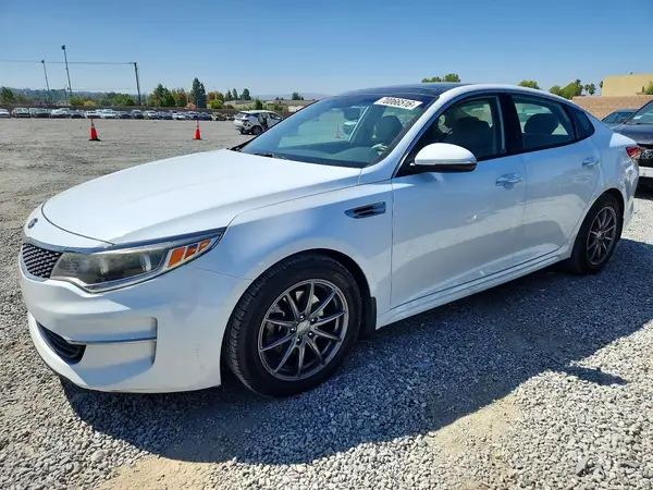 5XXGU4L34HG157718 — 2017 Kia Optima, Механические повреждения (Mechanical), фото до ремонта