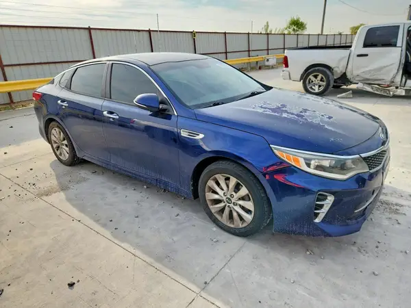 5XXGT4L31HG172471 — 2017 Kia Optima, фото 4 с аукциона Copart 02.10.2026, Передняя часть