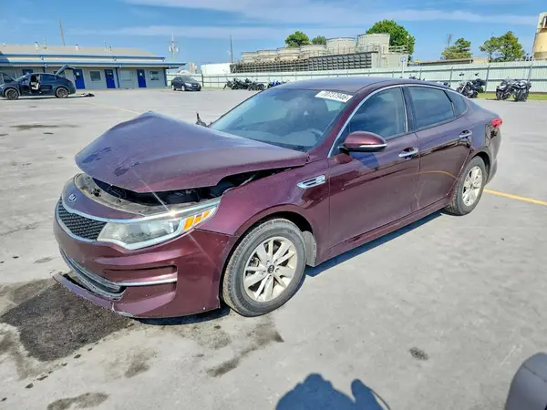 5XXGT4L32HG167604 — 2017 Kia Optima, Передняя часть (Front End), фото до ремонта