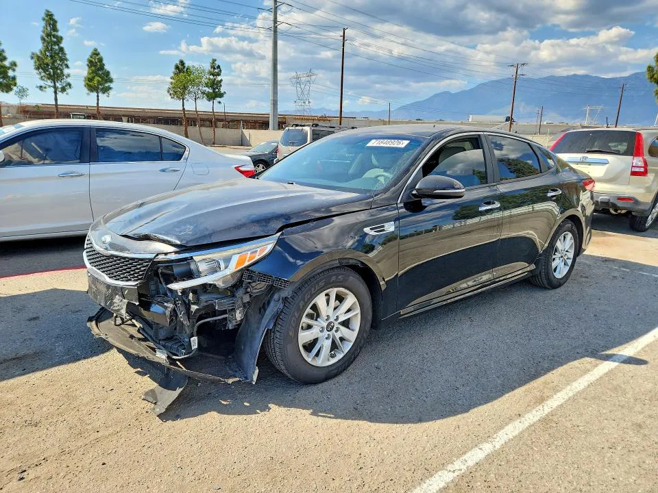 2017 KIA Optima VIN 5XXGT4L33HG156319 фото 1