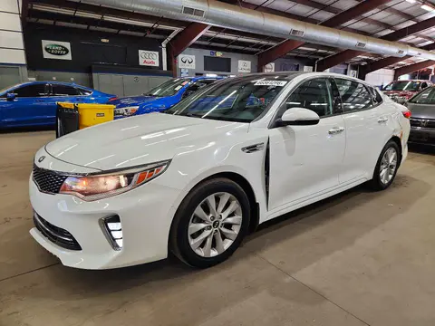 5XXGT4L33JG240503 — 2018 Kia Optima, Передняя часть (Front End), фото до ремонта