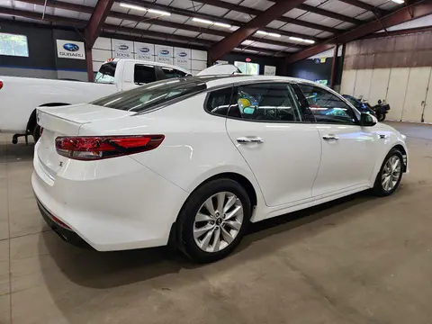 2018 KIA Optima VIN 5XXGT4L33JG240503 фото 3