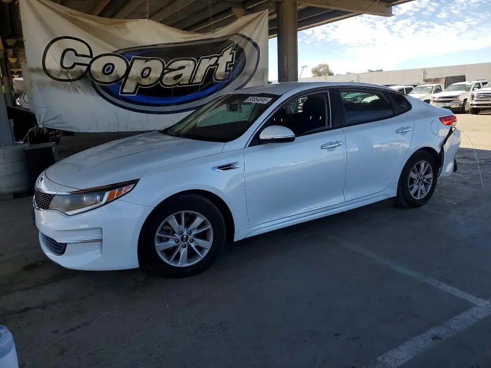 5XXGT4L36JG239667 Kia Optima 2018 — повреждение Задняя часть, фото до ремонта
