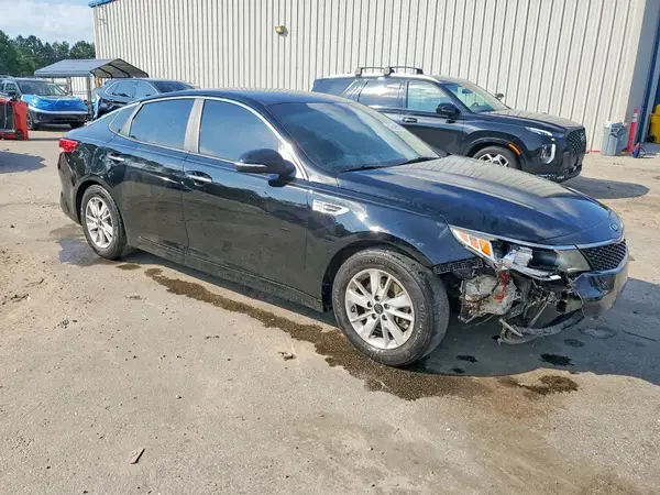 5XXGT4L31JG230312 — 2018 Kia Optima, фото 4 с аукциона Copart, Передняя часть