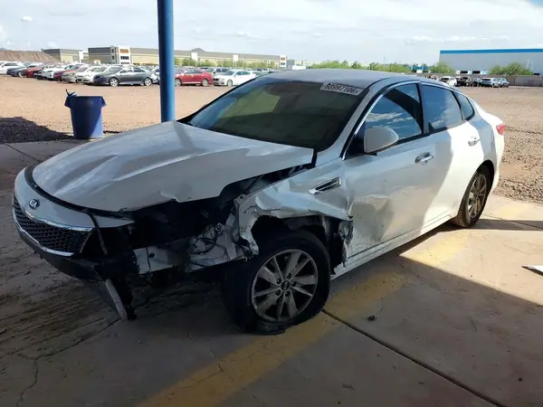 5XXGT4L35JG199453 — 2018 Kia Optima, Передняя часть (Front End), фото до ремонта