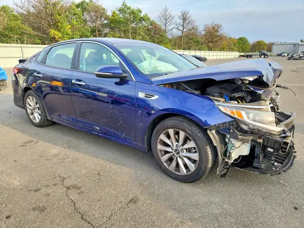 5XXGT4L37JG264643 — 2018 Kia Optima, фото 4 с аукциона Copart 30.09.2026, Передняя часть