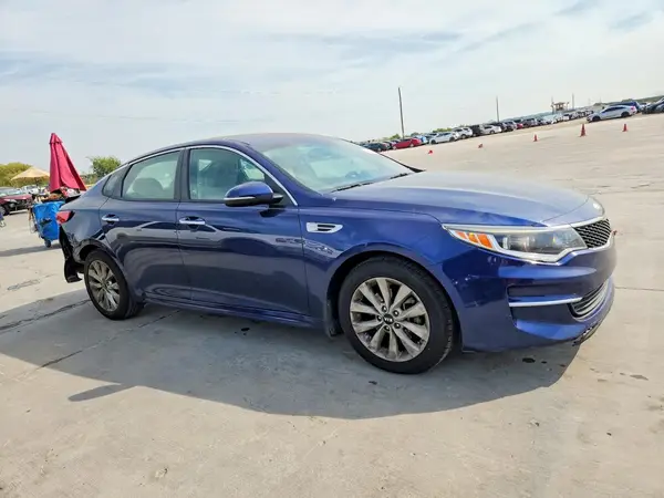 5XXGT4L33JG268463 — 2018 Kia Optima, фото 4 с аукциона Copart, Задняя часть