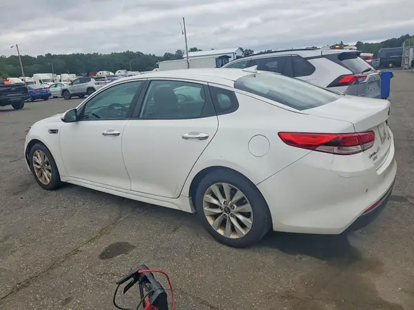 5XXGT4L34JG267774 — 2018 Kia Optima, фото 2 с аукциона Copart 13.10.2026, Задняя часть