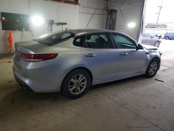 5XXGT4L35JG235240 — 2018 Kia Optima, фото 3 с аукциона Copart, Передняя часть