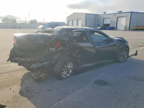 5XXGU4L34JG238224 — 2018 Kia Optima, фото 3 с аукциона Copart, Задняя часть