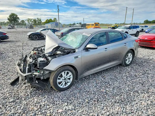 5XXGT4L39JG210826 — 2018 Kia Optima, Вандализм (Vandalism), фото до ремонта