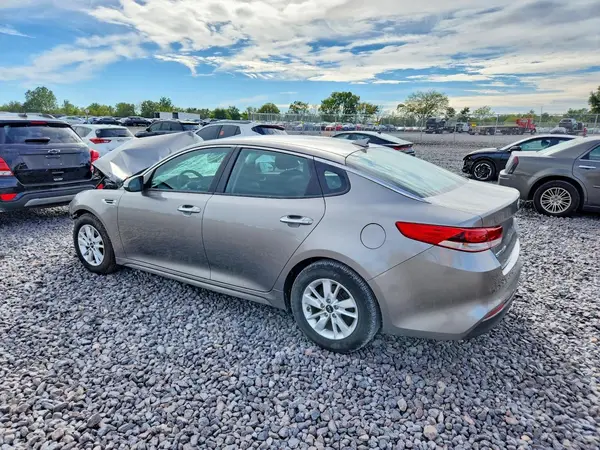 5XXGT4L39JG210826 — 2018 Kia Optima, фото 2 с аукциона Copart, Вандализм