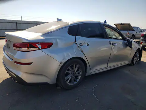 2019 KIA Optima VIN 5XXGT4L34KG339302 фото 3