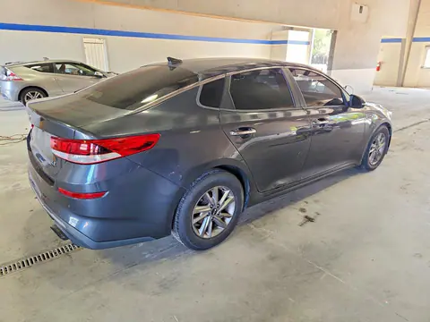 2019 KIA OPTIMA VIN 5XXGT4L3XKG308927 фото 3