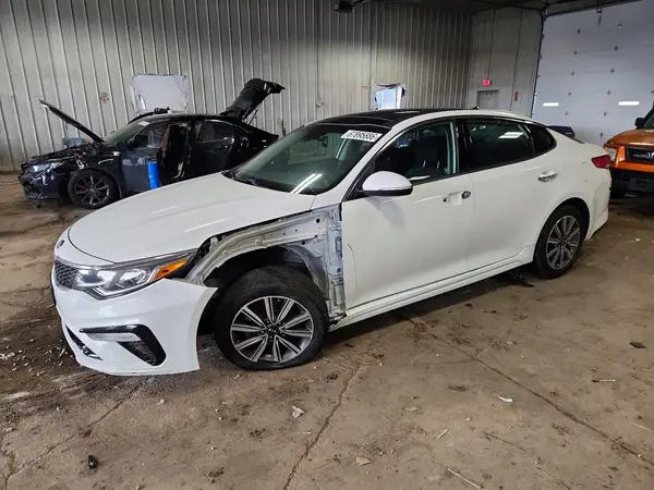 5XXGT4L39KG323161 — 2019 Kia Optima, Вандализм (Vandalism), фото до ремонта