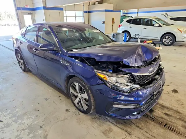 5XXGT4L34KG372879 — 2019 Kia Optima, фото 4 с аукциона Copart, Передняя часть