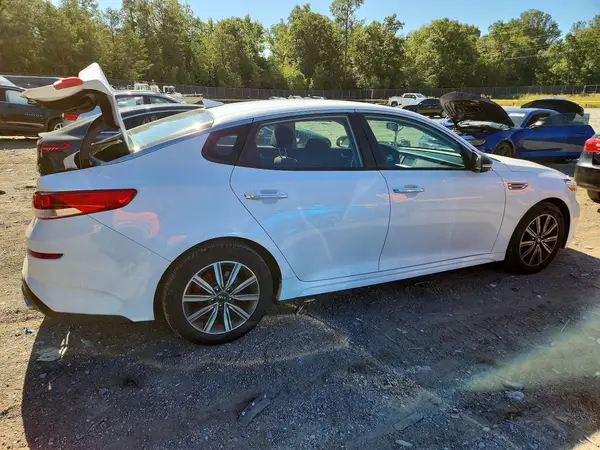 5XXGT4L32KG367096 — 2019 Kia Optima, фото 3 с аукциона Copart, Задняя часть