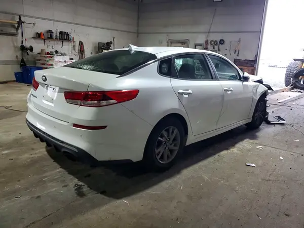 5XXGT4L39KG347735 — 2019 Kia Optima, фото 3 с аукциона Copart, Передняя часть