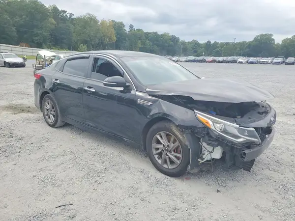 5XXGT4L3XKG325856 — 2019 Kia Optima, фото 4 с аукциона Copart, Вандализм