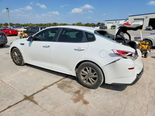 5XXGT4L37KG327550 — 2019 Kia Optima, фото 2 с аукциона Copart, Задняя часть