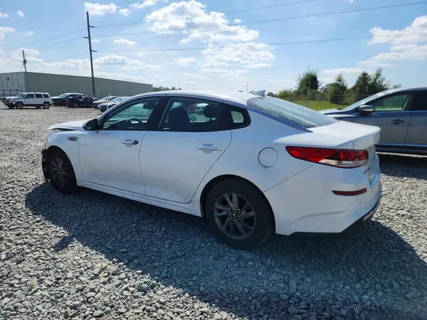 5XXGT4L37KG339133 — 2019 Kia Optima, фото 2 с аукциона Copart, Передняя часть