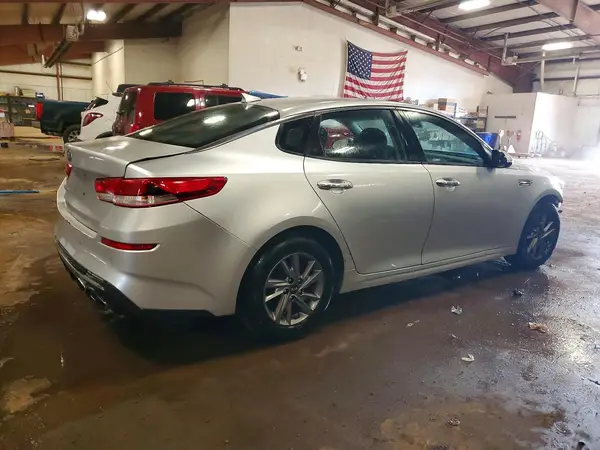 5XXGT4L35KG339048 — 2019 Kia Optima, фото 3 с аукциона Copart, Вандализм