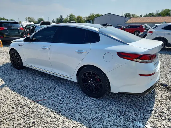 5XXGV4L29KG332590 — 2019 Kia Optima, фото 2 с аукциона Copart, Передняя часть
