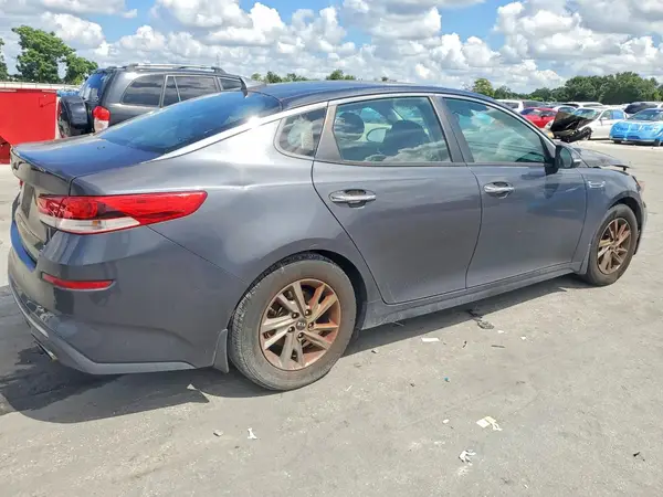 5XXGT4L30KG307219 — 2019 Kia Optima, фото 3 с аукциона Copart 01.10.2026, Пожар двигателя