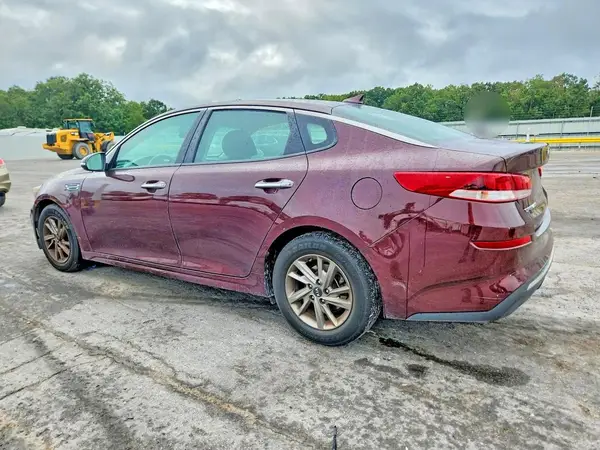 5XXGT4L35KG332312 — 2019 Kia Optima, фото 2 с аукциона Copart, Мелкие вмятины и царапины